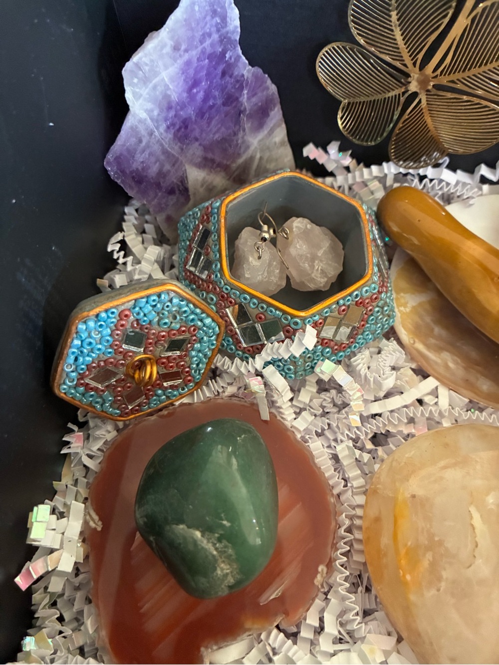🔮 13 Piece Healing Crystal Gift Box - New Tie Dye Tote Bag Included 🎁 - Picture 4 of 17